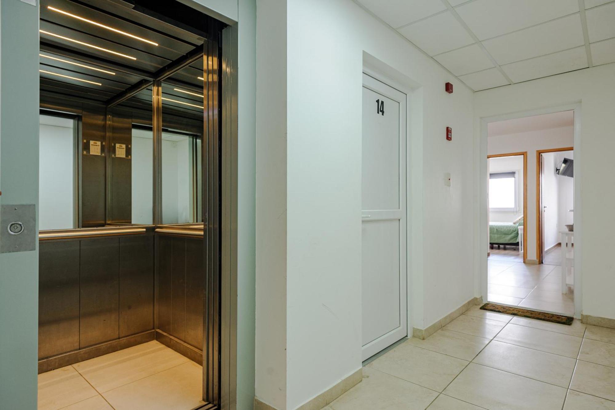 Gray Fox Apartments Las Aljabas Ουσουάια Εξωτερικό φωτογραφία